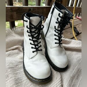 Dr. Martens 1460 Softy T Boots